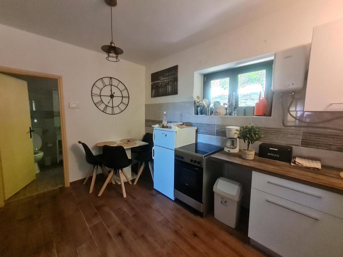 Apartment Sunshine Mali Losinj Ngoại thất bức ảnh