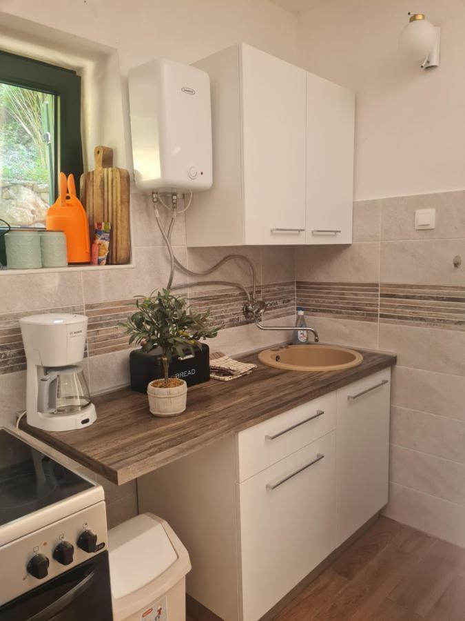 Apartment Sunshine Mali Losinj Ngoại thất bức ảnh